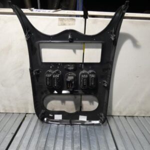 Bouton de warning DACIA SANDERO 1 Diesel
