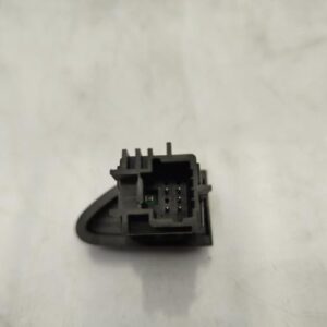 Bouton de warning DACIA DUSTER 1 PHASE 2 Essence