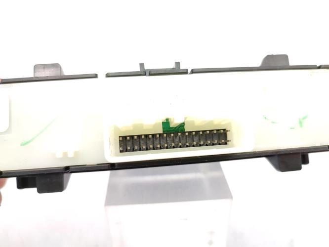 Bouton de warning DACIA SANDERO 3 Essence