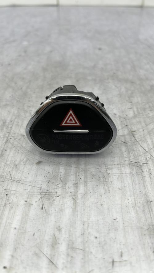 Bouton de warning OPEL CORSA E Essence