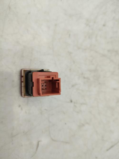 Bouton de warning PEUGEOT PARTNER 2 PHASE 1 Diesel