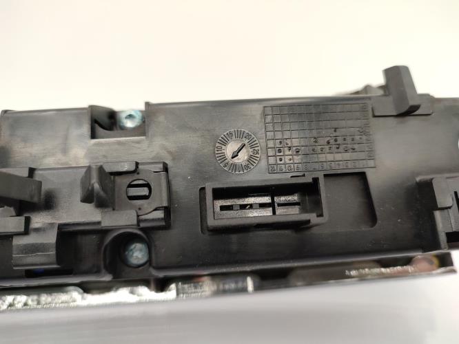 Bouton de warning MERCEDES CLASSE CLK 209 COUPE Diesel