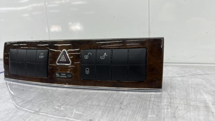 Bouton de warning MERCEDES CLASSE C 203 PHASE 2 Diesel