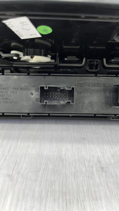 Bouton de warning PEUGEOT 3008 1 PHASE 1 Diesel