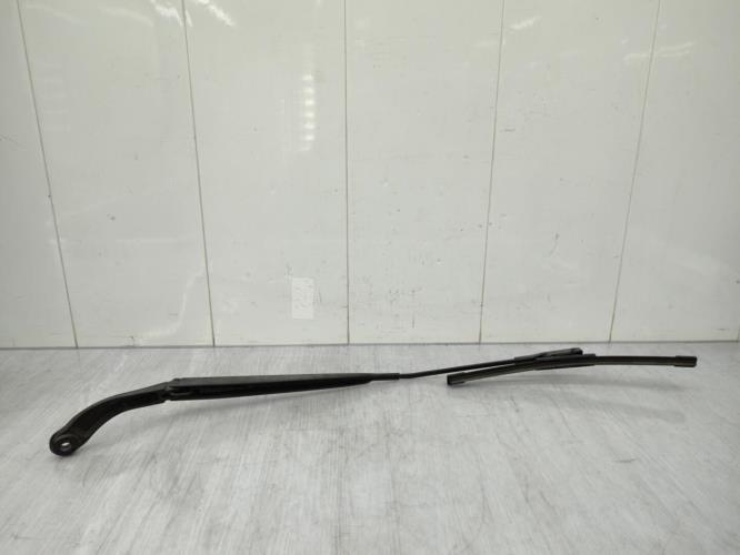 Bras essuie glace avant droit NISSAN QASHQAI 1 PHASE 2 Diesel