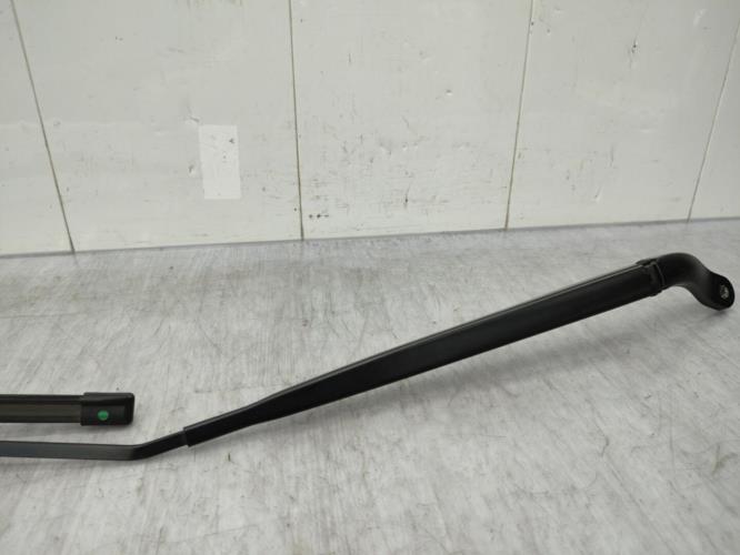 Bras essuie glace avant droit RENAULT MEGANE 4 PHASE 1 Diesel