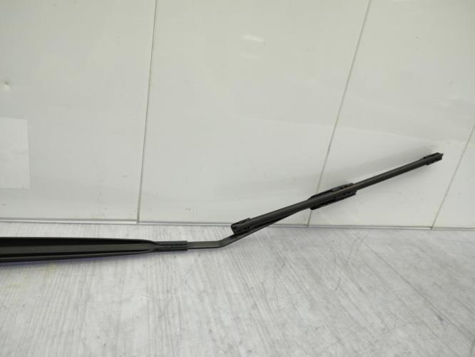 Bras essuie glace avant droit RENAULT CLIO 4 PHASE 2 Essence