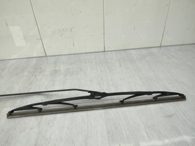 Bras essuie glace avant droit PEUGEOT 1007 Diesel