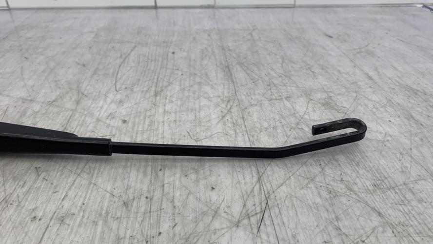 Bras essuie glace avant gauche MERCEDES CLASSE M 163 PHASE 2 Essence