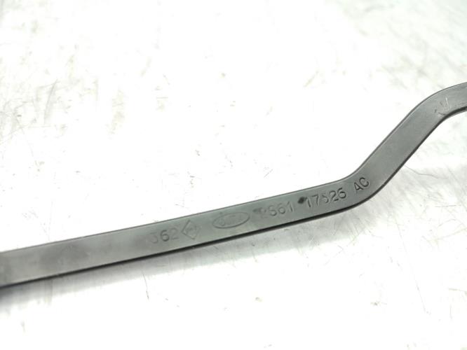 Bras essuie glace avant gauche FORD FIESTA 5 PHASE 1 Diesel