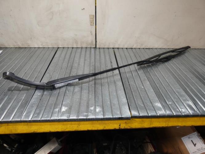 Bras essuie glace avant gauche DACIA LODGY PHASE 1 Essence