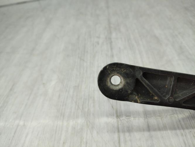 Bras essuie glace avant gauche VOLKSWAGEN CADDY 3 PHASE 1 Diesel