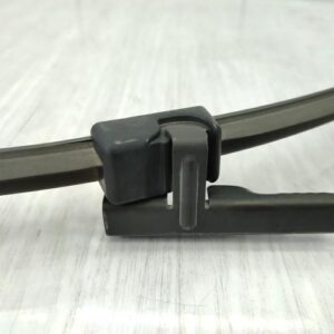 Bras essuie glace avant gauche VOLKSWAGEN GOLF PLUS PHASE 1 Essence