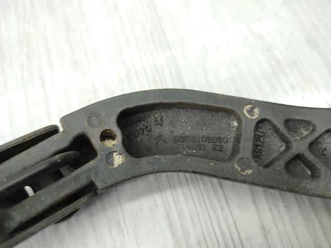 Bras essuie glace avant gauche CITROEN C4 1 PHASE 1 Diesel