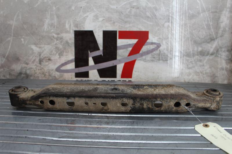 Bras inferieur arriere gauche NISSAN QASHQAI 1 PHASE 1 Diesel