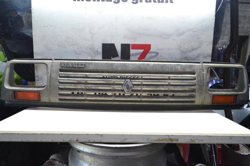 Calandre RENAULT
