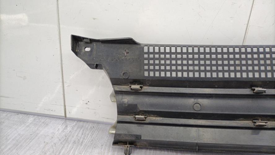 Calandre VOLKSWAGEN GOLF 4 Essence