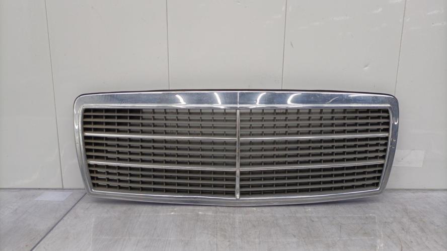 Calandre MERCEDES CLASSE C 202 PHASE 1 Diesel