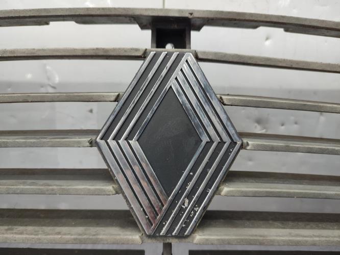 Calandre RENAULT TRAFIC 1 PHASE 1 Essence