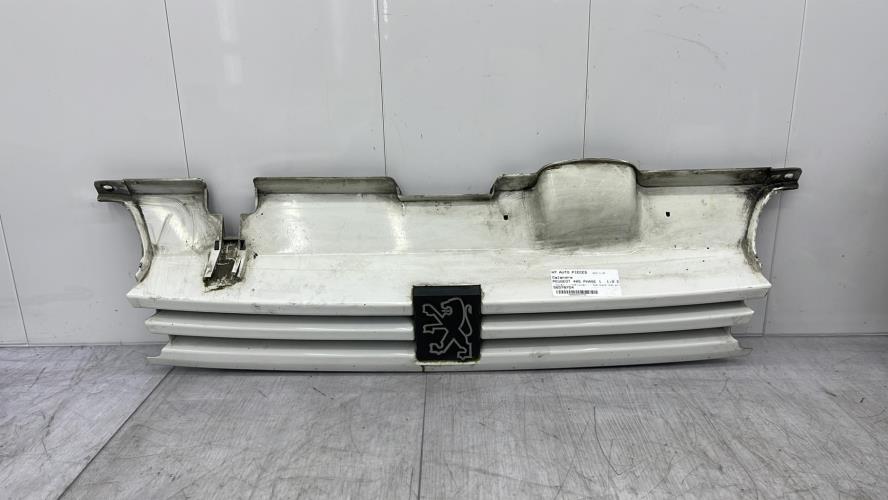 Calandre PEUGEOT 405 PHASE 1 Essence
