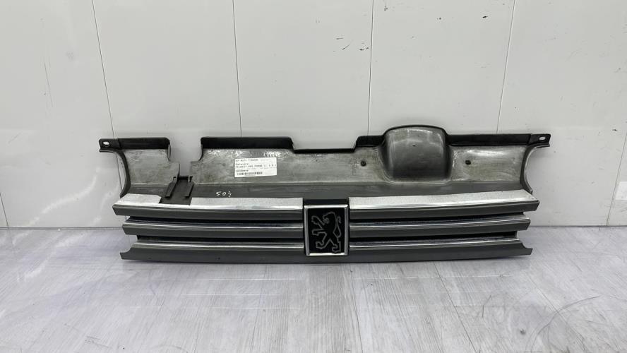 Calandre PEUGEOT 405 PHASE 1 Essence