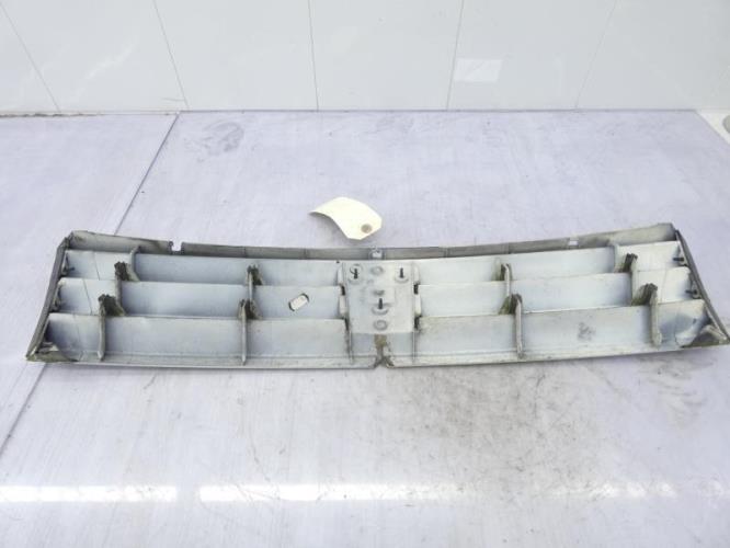 Calandre PEUGEOT 309 PHASE 2 Diesel