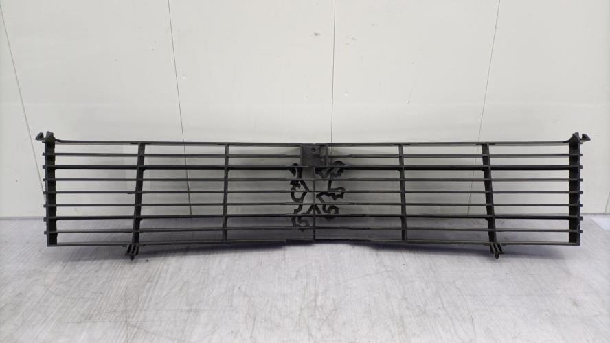 Calandre PEUGEOT 504