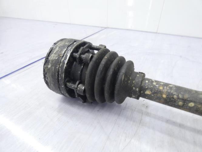 Cardan gauche (transmission) VOLKSWAGEN BORA Essence