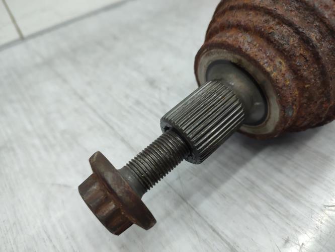 Cardan gauche (transmission) VOLKSWAGEN GOLF 6 Diesel