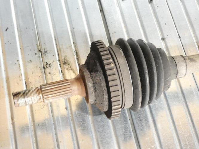 Cardan gauche (transmission) PEUGEOT 206+ Diesel