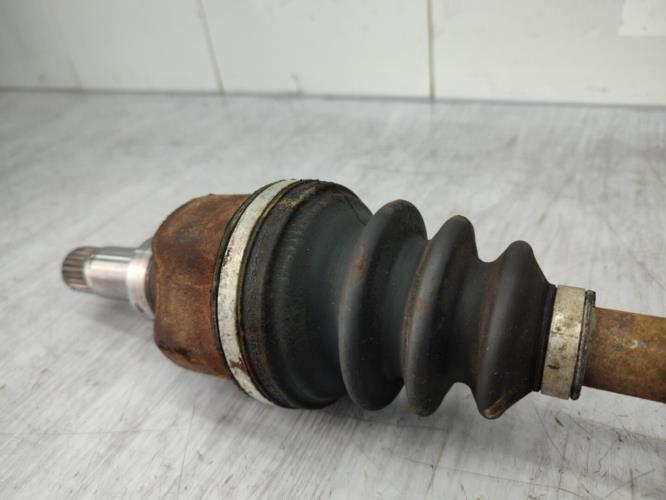 Cardan gauche (transmission) PEUGEOT 206+ Diesel