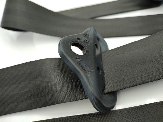 Ceinture arriere droit CITROEN C2 PHASE 1 Essence