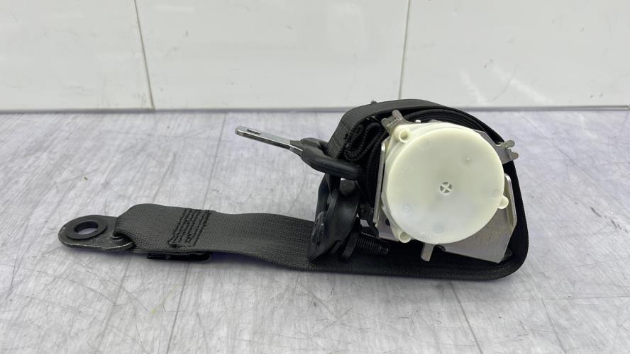 Ceinture arriere droit OPEL MERIVA B PHASE 1 Essence