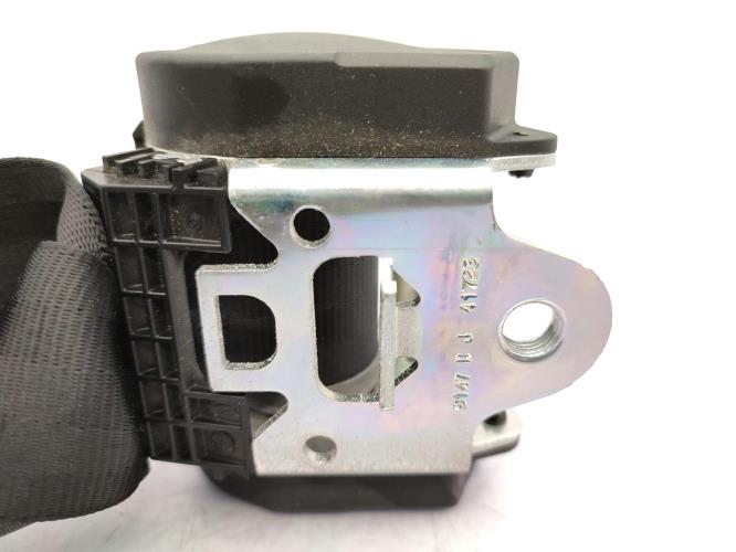 Ceinture arriere droit VOLKSWAGEN GOLF 5 Diesel