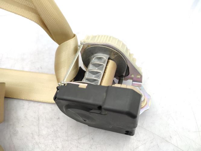 Ceinture arriere droit VOLKSWAGEN TOURAN 1 PHASE 1 Diesel