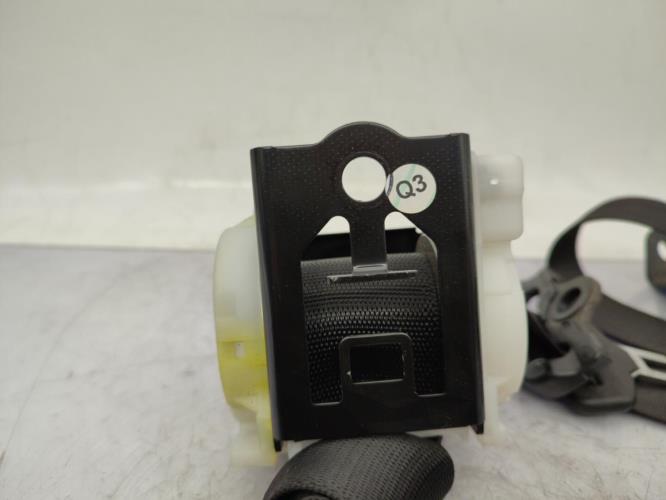 Ceinture arriere droit MERCEDES CLASSE C 203 COUPE SPORT PHASE 1 Essence