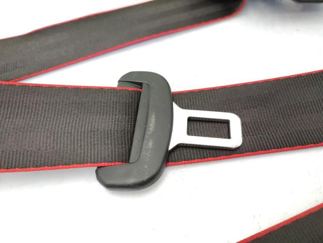 Ceinture arriere droit VOLKSWAGEN GOLF 7 PHASE 1 Essence