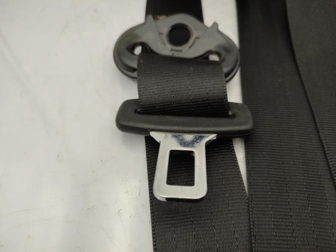 Ceinture arriere droit VOLKSWAGEN FOX Essence