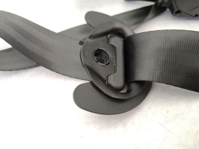 Ceinture arriere droit VOLKSWAGEN POLO 5 PHASE 1 Diesel