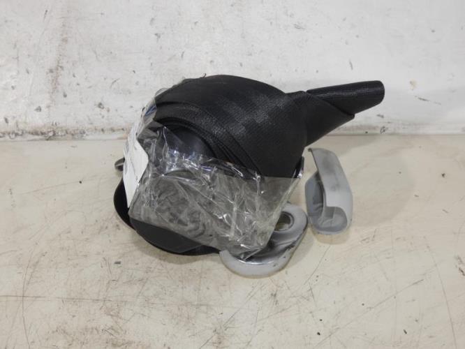 Ceinture arriere droit VOLKSWAGEN POLO 3 PHASE 2 Essence