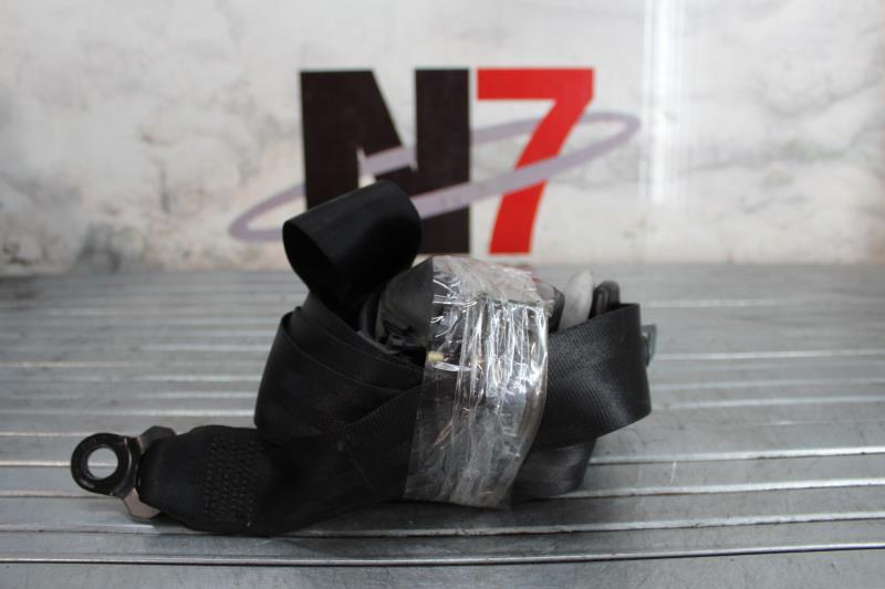 Ceinture arriere droit VOLKSWAGEN POLO 3 PHASE 2 Essence