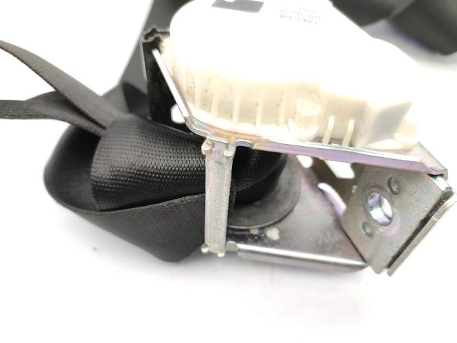 Ceinture arriere droit BMW X3 E83 PHASE 2 Diesel