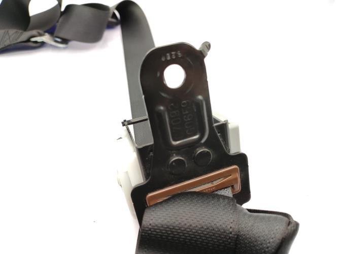 Ceinture arriere droit TOYOTA AURIS 2 PHASE 2 Essence