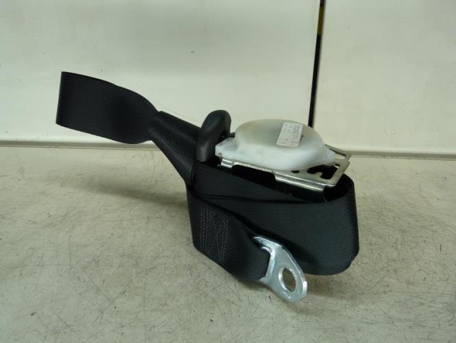 Ceinture arriere droit TOYOTA YARIS 1 PHASE 2 Essence