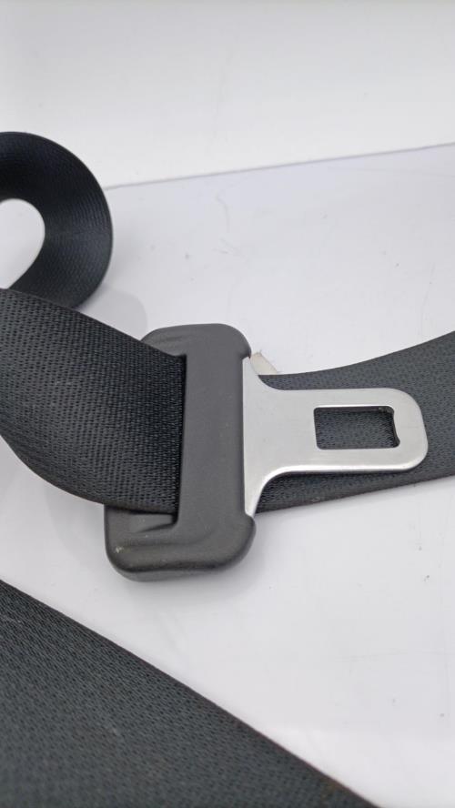 Ceinture arriere droit TOYOTA YARIS 1 PHASE 2 Essence