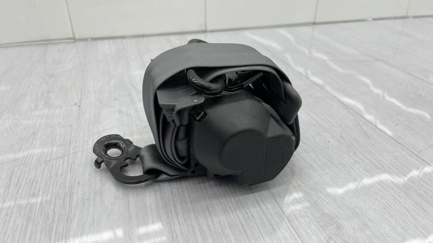 Ceinture arriere droit RENAULT CLIO 1 PHASE 3 Essence