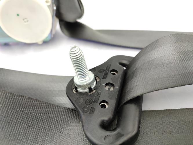 Ceinture arriere droit RENAULT CLIO 3 PHASE 2 BREAK Diesel