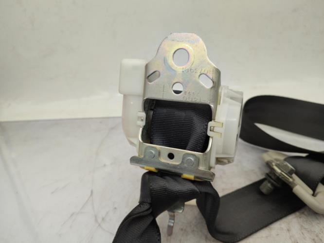 Ceinture arriere droit SUZUKI SX4 1 Diesel