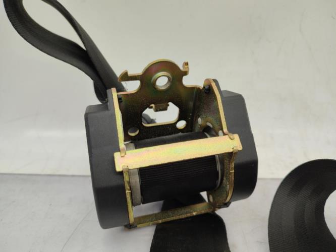 Ceinture arriere droit PEUGEOT 206 PHASE 1 CABRIOLET Essence