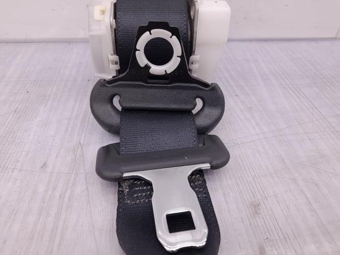 Ceinture arriere droit PEUGEOT 107 PHASE 1 Diesel